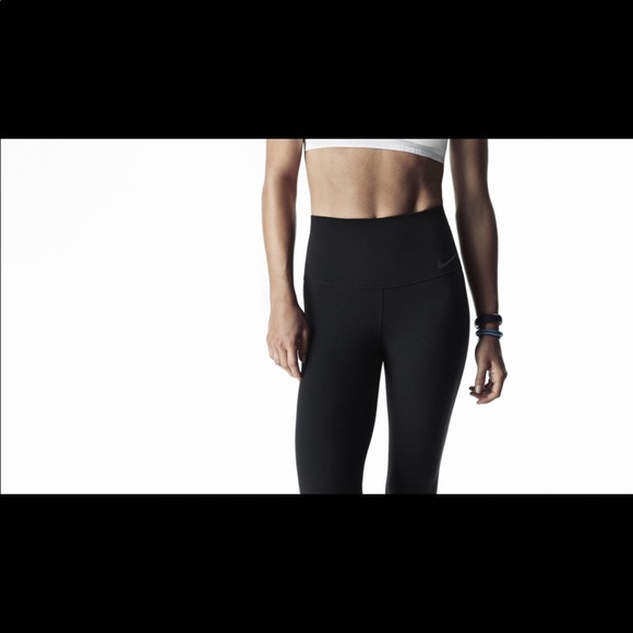 Nike Leggings - Picture 1 of 13